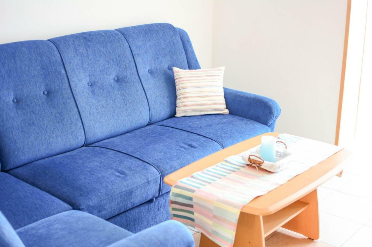 Apartmani Prvi Red Do Mora Pag Town Kültér fotó