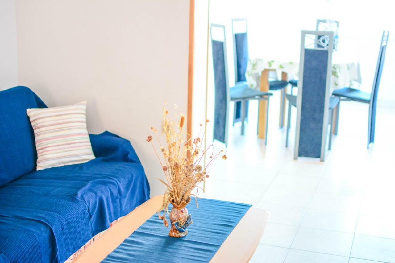 Apartmani Prvi Red Do Mora Pag Town Kültér fotó
